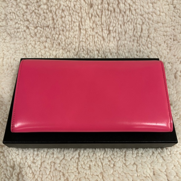 YSL Continental Leather Wallet in Pink - Picture 3 of 11